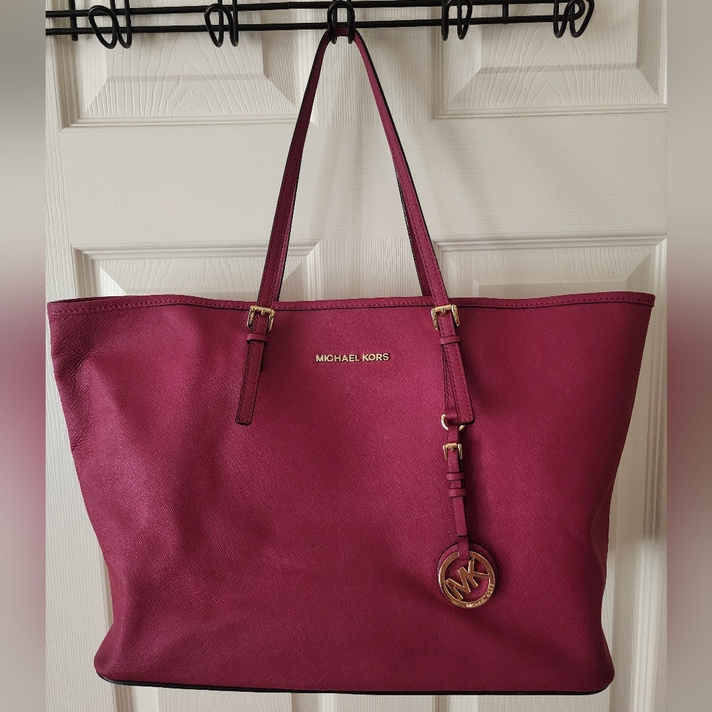 Michael Kors Large Jet Set Tote